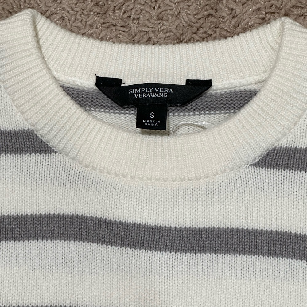 Simply Vera Rib-Knit Sweater - Picture 5 of 5